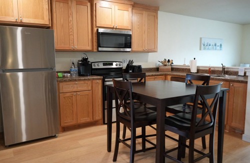 Thackerville Apartment | NEW! 2 King Beds, Clean, Close to Casinos. Safe and Quiet!