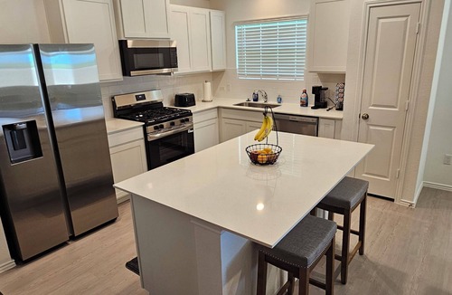 Pflugerville House | New 3 bedroom house in charming Pflugerville, a suburb of Austin, TX.