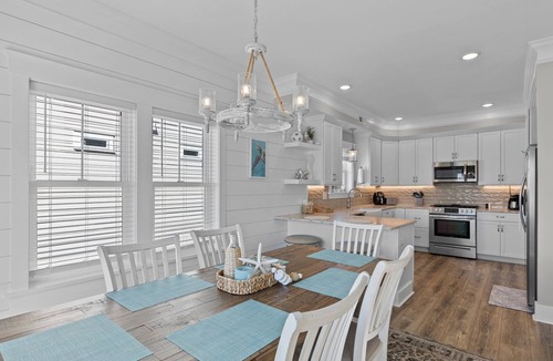 Morehead City House | NEW 4BD 4.5BA Home W/Incredible Beaufort Bridge Views, on Town Creek Marina