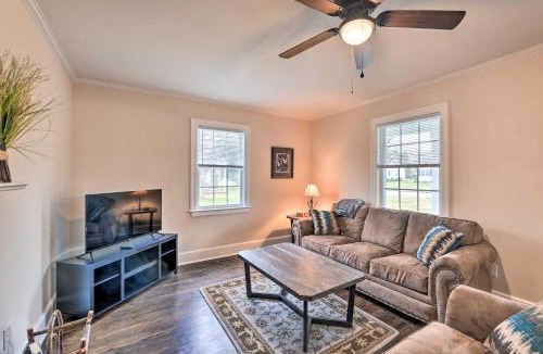 New Bern House | New Bern Retreat w/Fire Pit ~ 1 Mi to Dtwn!