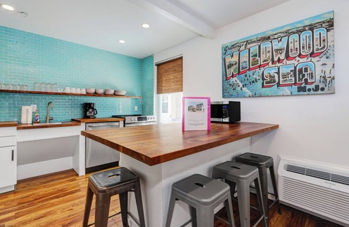 Wildwood Condo | New Boutique Hotel/Condo 1.5 blocks from the beach & boardwalk #7