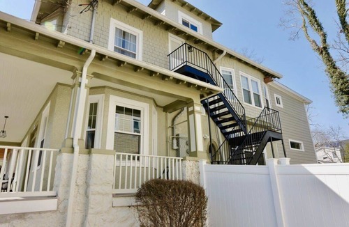 16th Street Heights House | NEW! Cabin in the Clouds Easy Downtown Access w Parking!