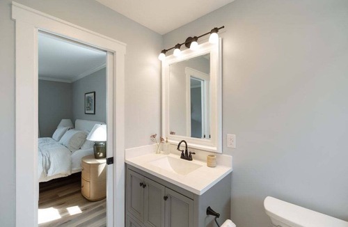 Green Meadow House | New! Coastal Ranch with Pool and Sauna!