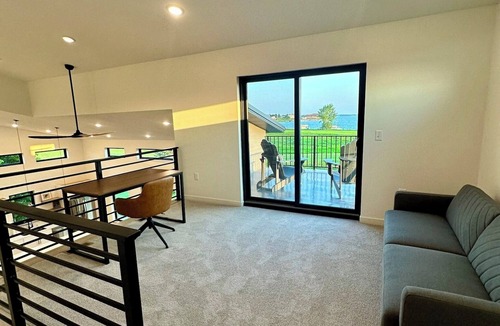 Arlington Cabin | NEW construction 3-bedroom cabin at beautiful Lake Albert with lake access