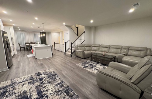 Arcola House | New Construction 3-bedroom townhome in lovely Dulles with AC and comfort