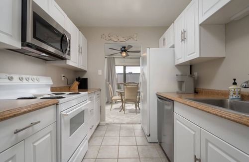 Caine Woods Condo | New for 2024! Charming 2 Bedroom Condo with a Pool!