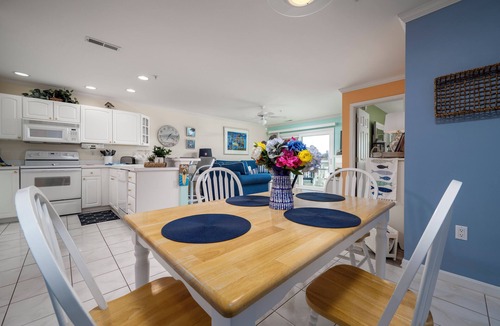 Heron Harbour Isle Condo | New for 2025! Beautiful 3 bedroom condo with pool in quiet community