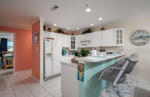 Heron Harbour Isle Condo | New for 2025! Beautiful 3 bedroom condo with pool in quiet community