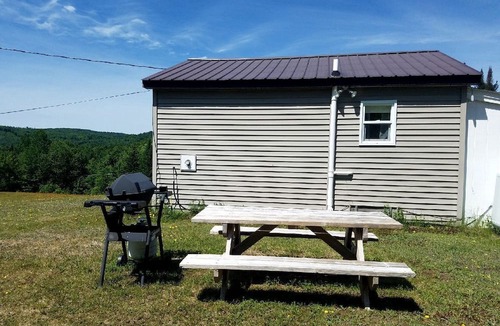 Stewartstown Cabin | New Hampshire Cabin near Pittsburg, Ideal for a Vacation in Nature