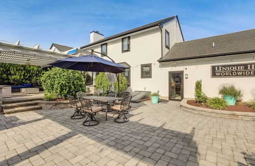 Brick House | New Jersey Home w/Private Office & Backyard Oasis