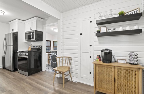 Newville House | NEW- Lake View Escape ~ Water Views w/Game Room near Lake Koshkonong