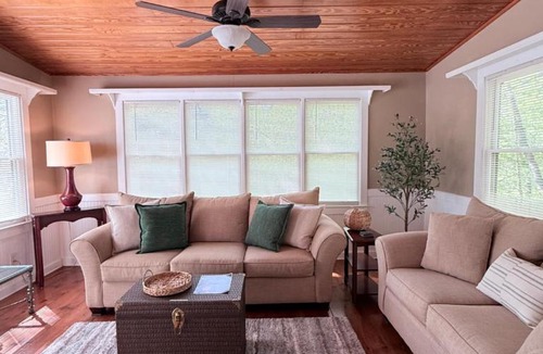 Big Canoe House | New Listing! Cozy Cabin Escape at Big Canoe Resort