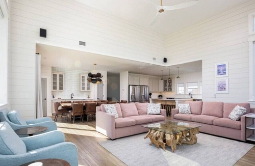 Ocean Hill House | *New Listing* Luxury Getaway with Ocean Views!