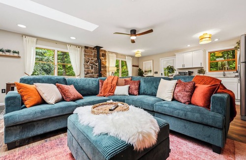 Great Cacapon House | New Listing! Riverfront Home-Hot Tub-Fire Pit-Swimming-Wildlife-Couples Retreat