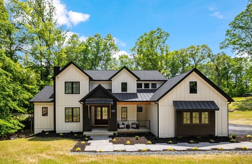Mineral House | New! LKA Waterfront w/Game room, Theater, Hottub