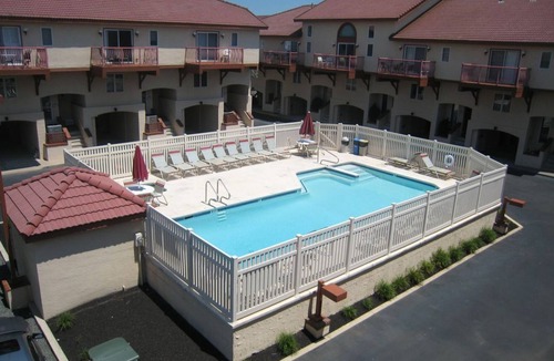 Diamond Beach House | New Luxury Townhome - Exclusive Private Diamond Beach -Spectacular SunSet - Pool