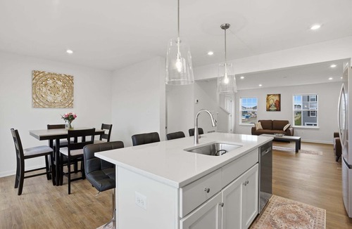 Charles Town House | NEW! New 4BR Townhome Near Harpers Ferry