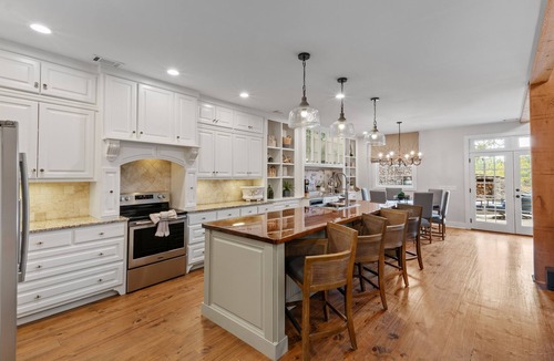 Wedowee House | New - Peaceful Lake House, Hot Tub & Private Dock!