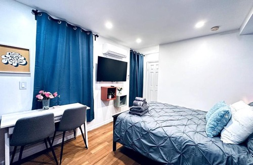 Graduate Hospital Apartment | New - Suite nearby Rittenhouse Square