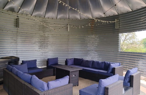 Kirksville Cabin | New tiny home in an incredible private setting among all nature has to offer.