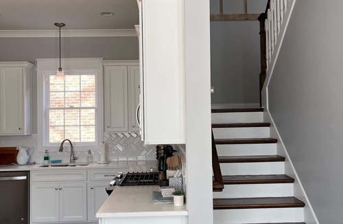 Murfreesboro House | New Two Story House with Two Decks & Screened in Patio near Charming Downtown
