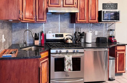 Union City Apartment | New York Skyline One of a Kind View