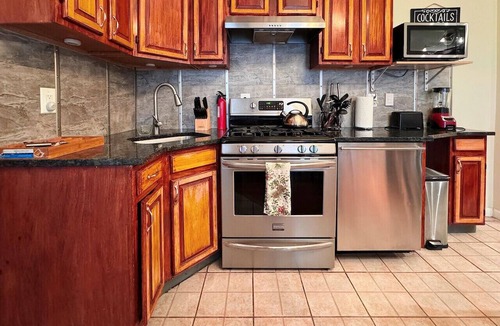 Union City Apartment | New York Skyline One of a Kind View