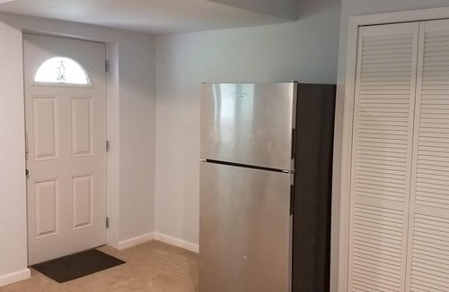 Bethesda Apartment | Newly build 1 bedroom apartment near DC/Bethesda