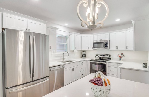 Morrison Cottage | Newly Built Home Near Morrison Rockwood State Park