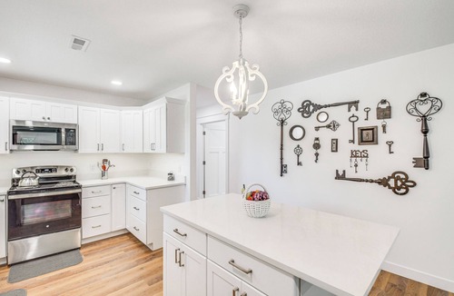 Morrison Cottage | Newly Built Home Near Morrison Rockwood State Park