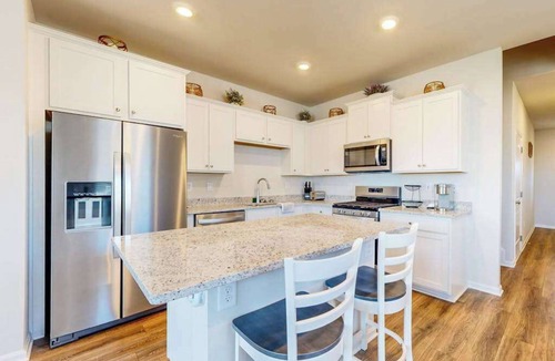Millville House | Newly remodeled - dog friendly townhome with pools, tennis, washer/dryer & AC
