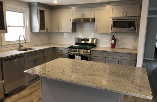 Surf City House | Newly renovated duplex! Beach block, North End Surf City, upper unit