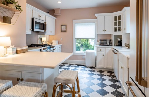 Village Green House | Newly Renovated Home in the Heart of Cape May