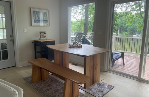 Locust Grove House | Newly Renovated Lakefront Home with Kayaks and Paddleboards
