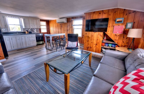 Surf City Apartment | Newly Renovated, Rustic Decor Surf City Apartment.