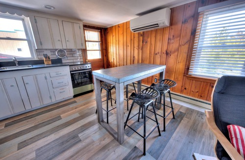 Surf City Apartment | Newly Renovated, Rustic Decor Surf City Apartment.