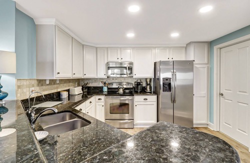 Palmetto Dunes Villa | Newly updated oceanfront villa with pool, hot tub, fitness center & more!
