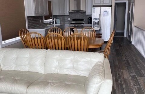 Sea Isle City House | Nice Pleasure Avenue Townhouse