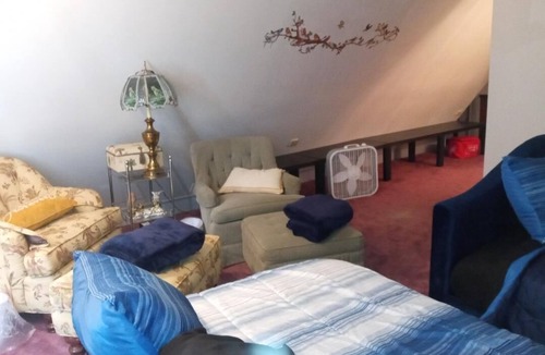 Trenton Bed & Breakfast | Noah's Garden Loft