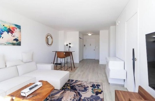 SoHo Apartment | Noho Designer 1BR 1BA, Wash Sq Pk!