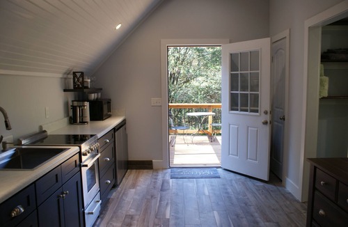 Woodstock Apartment | Norah's Nest "Step into your own private retreat!"