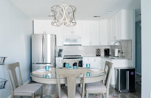 North Wildwood Condo | North Wildwood Condo with ocean views and just steps to the beach.