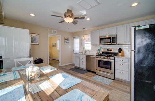 North Wildwood House | North Wildwood Vacation Rental: 4 Blocks to Beach