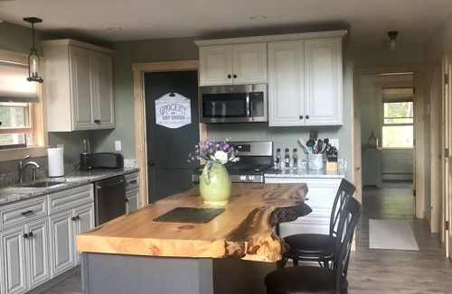 Bethel Cabin | Now accepting reservations for Winter 2027!
