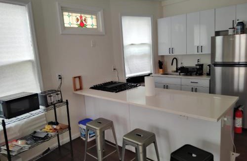 Jersey City Hostel | NYC HomeBnB