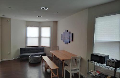 Jersey City Hostel | NYC HomeBnB