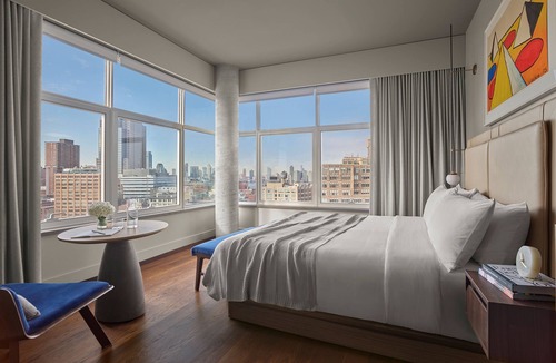 SoHo Hotel | NYC Living, ModernHaus Bliss, Onsite Rooftop Pool, 2 Pet-Friendly Units!