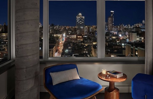 SoHo Hotel | NYC Living, ModernHaus Bliss, Onsite Rooftop Pool, 2 Pet-Friendly Units!
