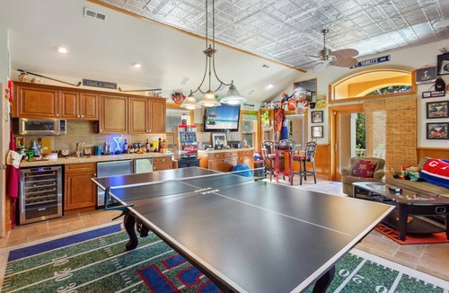 Corolla House | O'Brien's Cove: Pool, Hot Tub, Golf Resort OBX