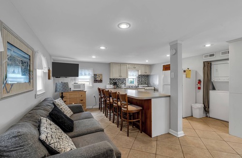 Dover Beaches North House | Ocean Beach 1: Charming 3 Bedroom 1 Bath Beach Block Home
